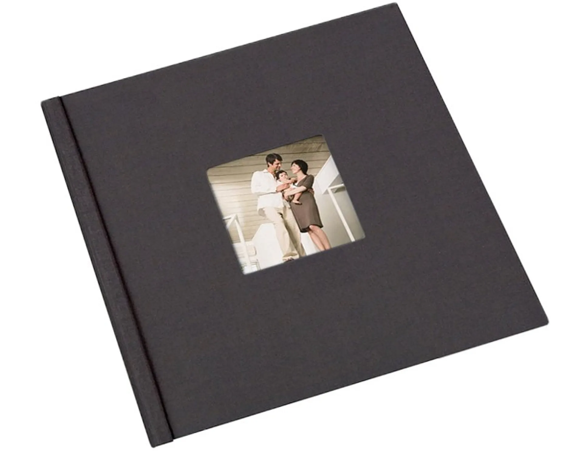 Un album photo noir avec une photo d'un couple.